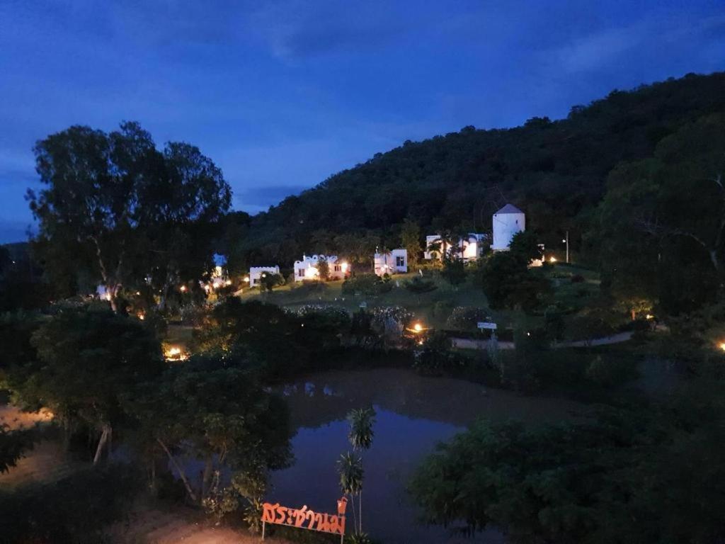 The Buda Resort Muaklek Muak Lek Εξωτερικό φωτογραφία