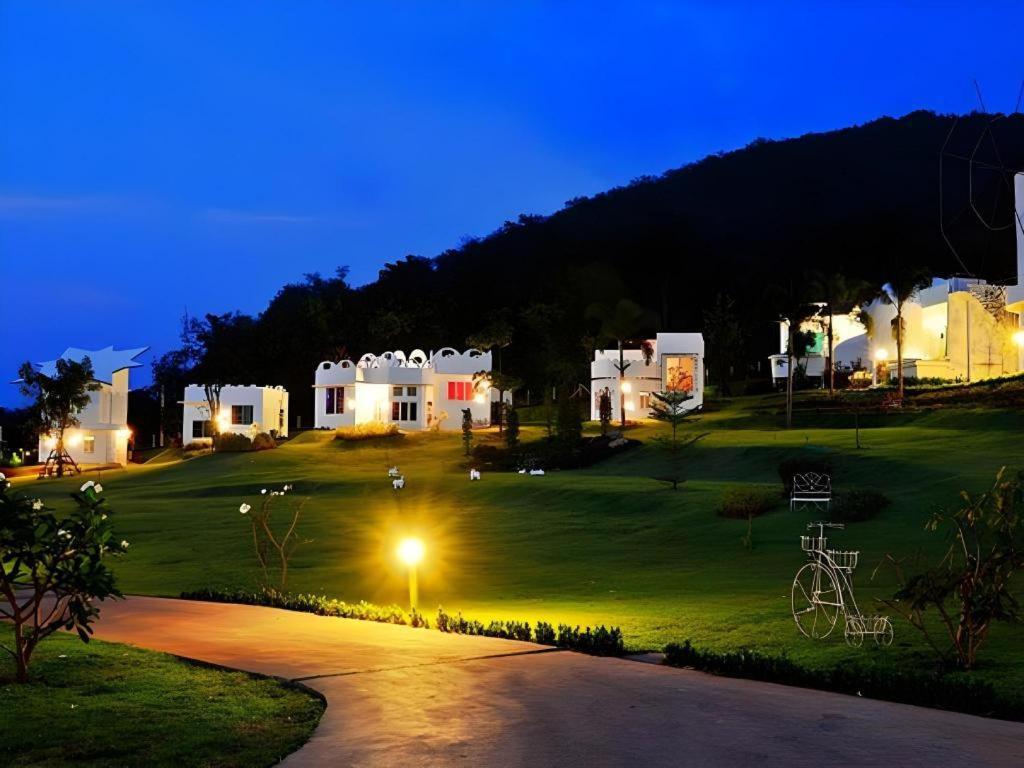 The Buda Resort Muaklek Muak Lek Εξωτερικό φωτογραφία